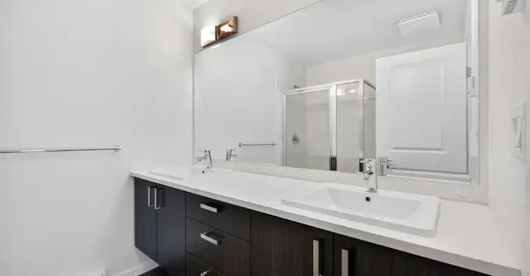 8130 136a Street, Surrey, BC, V3W 1H9 - 11