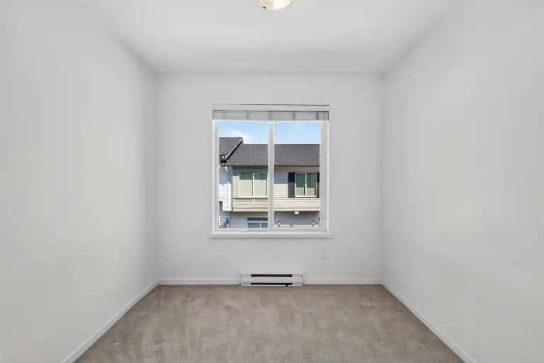 8130 136a Street, Surrey, BC, V3W 1H9 - 14
