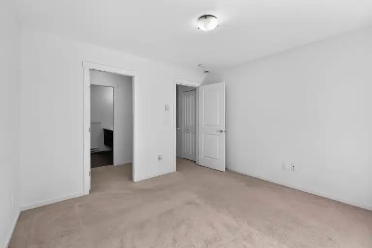 8130 136a Street, Surrey, BC, V3W 1H9 - 10