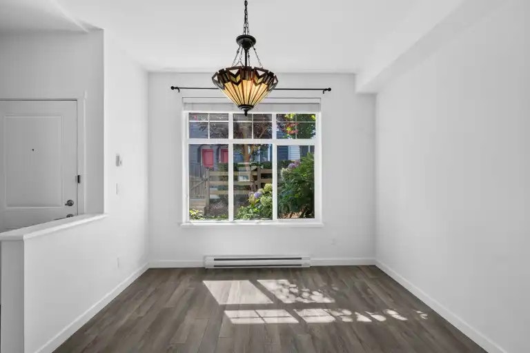 8130 136a Street, Surrey, BC, V3W 1H9 - 8
