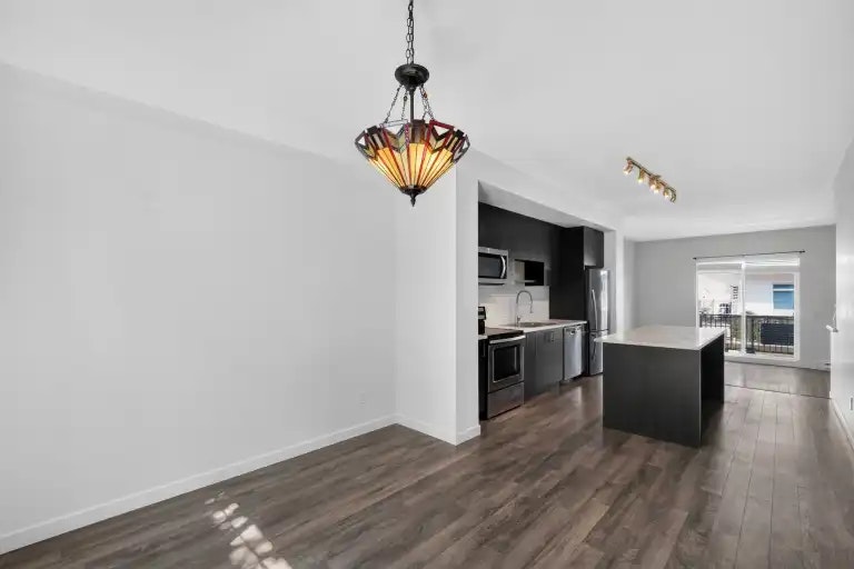 8130 136a Street, Surrey, BC, V3W 1H9 - 2