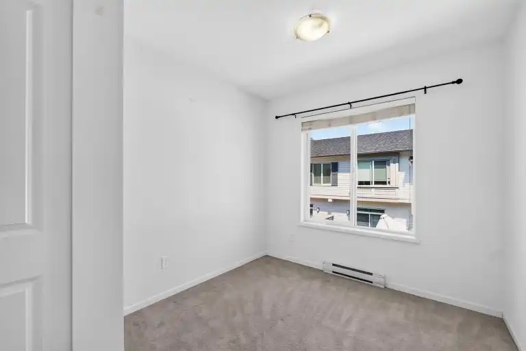 8130 136a Street, Surrey, BC, V3W 1H9 - 15