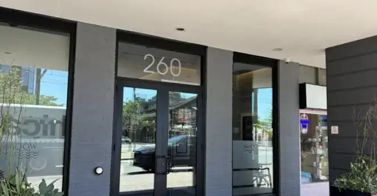 260 Queens Quay West, Toronto, ON