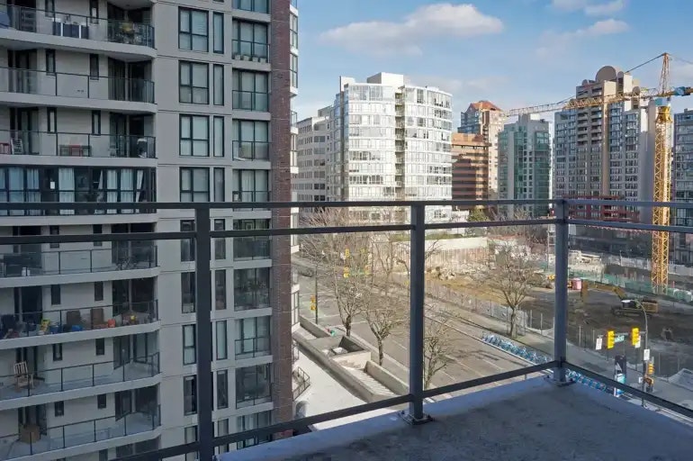 1009 Harwood Street, Vancouver, BC, V6E 0C2 - 4