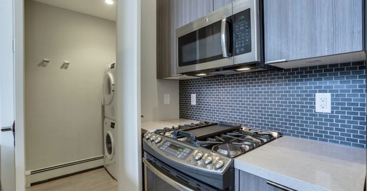 1752 Ontario Street, Vancouver, BC, V5T 1A1 - 17