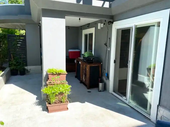 1368 East 8th Avenue, Vancouver, BC, V5N 1T2 - 13