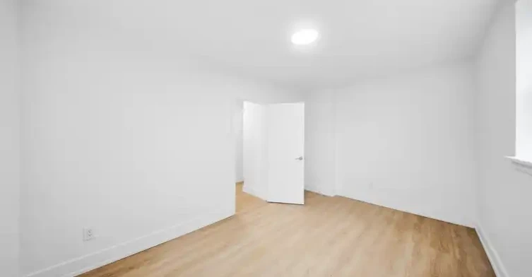 991 O'connor Drive, Toronto, ON, M4B 2T1 - 7
