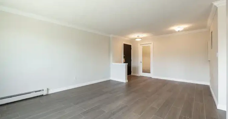 10003 87 Avenue Northwest, Edmonton, AB, T6E 2P1 - 11