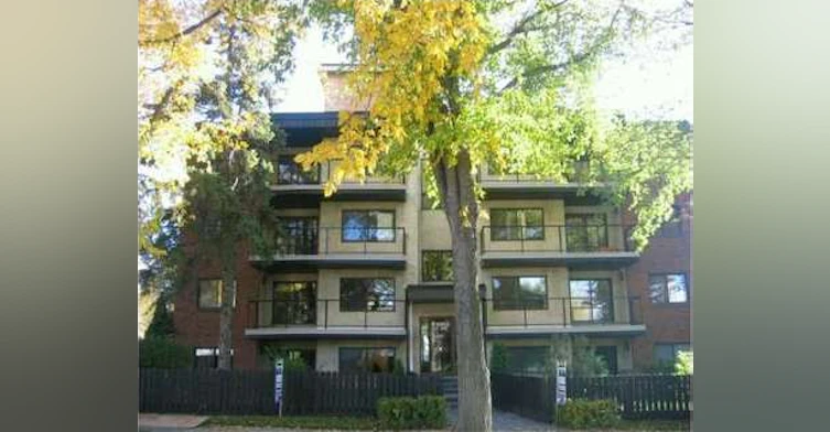 10003 87 Avenue Northwest, Edmonton, AB, T6E 2P1 - 18
