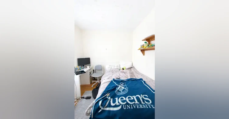 207 University Avenue, Kingston, ON, K7L 3P7 - 3