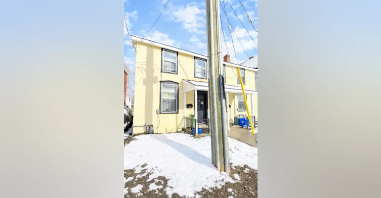 207 University Avenue, Kingston, ON, K7L 3P7