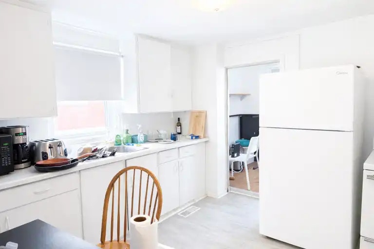 207 University Avenue, Kingston, ON, K7L 3P7 - 2