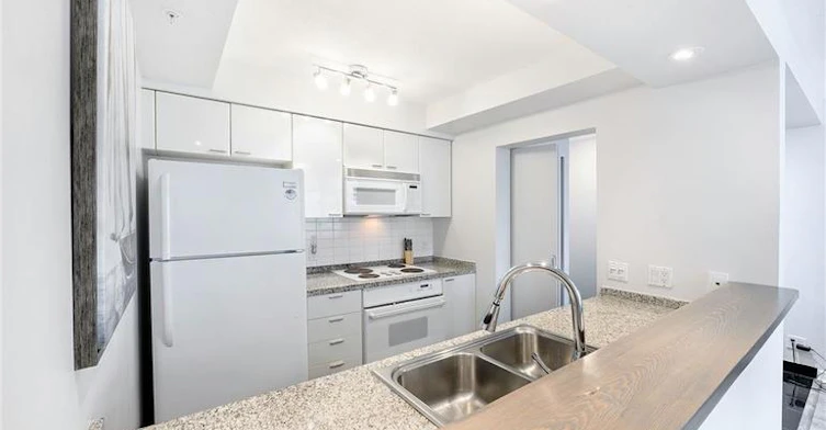 1200 Alberni Street, Vancouver, BC, V6E 1A6 - 5