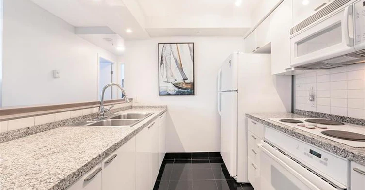 1200 Alberni Street, Vancouver, BC, V6E 1A6 - 4
