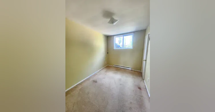 1402 Lakefield Street, Oshawa, ON, L1J 3Y7 - 9