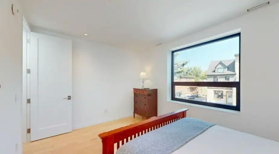 149 Maria Street, Toronto, ON, M6P 1W5 - 15