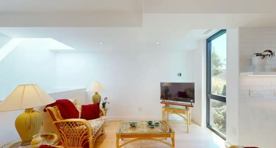 149 Maria Street, Toronto, ON, M6P 1W5 - 9