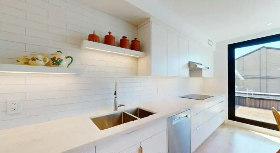 149 Maria Street, Toronto, ON, M6P 1W5 - 4