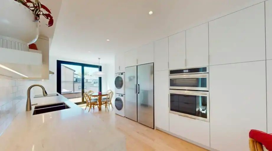 149 Maria Street, Toronto, ON, M6P 1W5 - 2