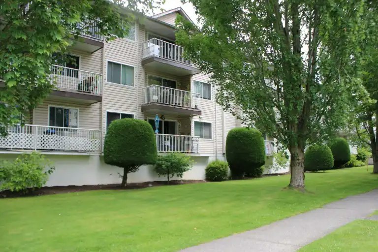 5400 200 Street, Langley, BC, V3A 8B6 - 5