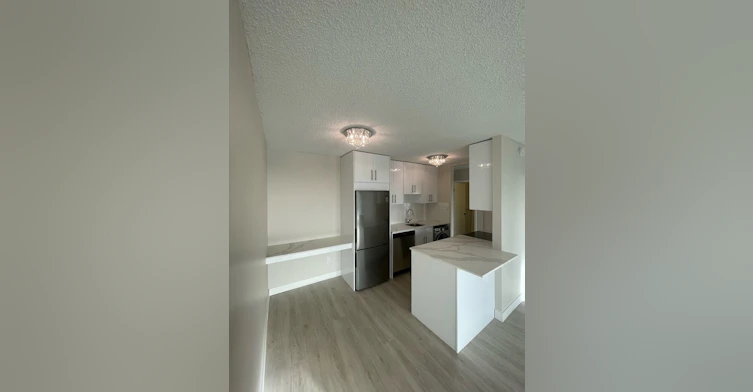 1133 Beach Avenue, Vancouver, BC, V6E 1V1 - 3