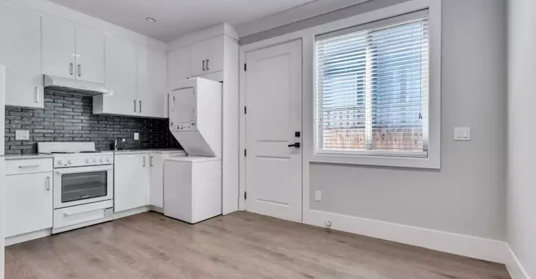 9071 Steveston Highway, Richmond, BC, V7A 1M6 - 2