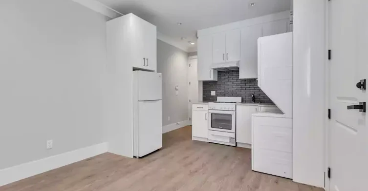 9071 Steveston Highway, Richmond, BC, V7A 1M6 - 3