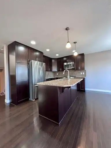 17304 6 Avenue Southwest, Edmonton, AB, T6W 2A7 - 11