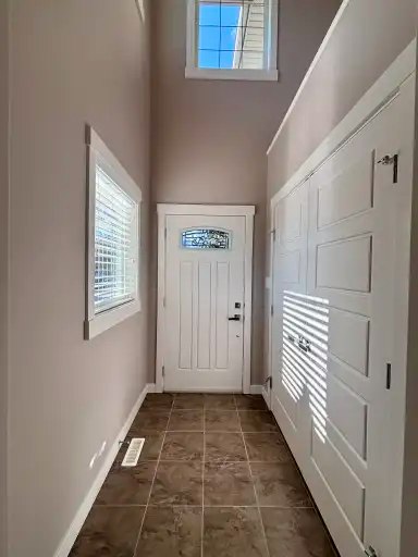 17304 6 Avenue Southwest, Edmonton, AB, T6W 2A7 - 5