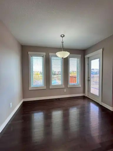 17304 6 Avenue Southwest, Edmonton, AB, T6W 2A7 - 17