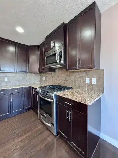 17304 6 Avenue Southwest, Edmonton, AB, T6W 2A7 - 15
