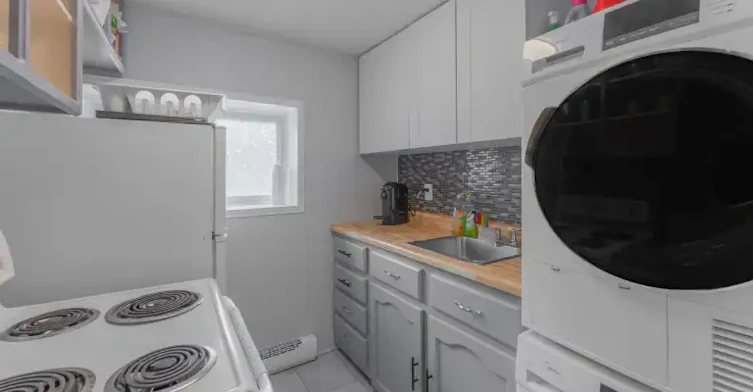 23 Third Avenue, Kingston, ON, K7K 2J4 - 4