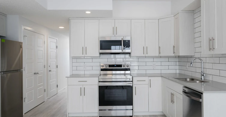 3405 119a Street Southwest, Edmonton, AB, T6W 4V3