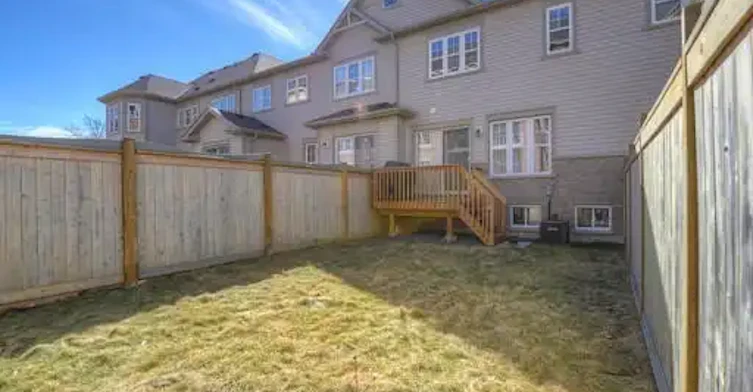 7 James Govan Drive, Whitby, ON - 12