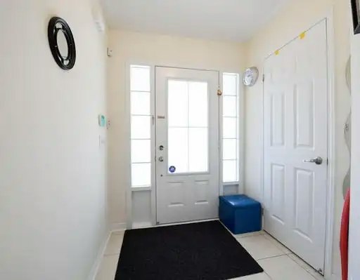 7 James Govan Drive, Whitby, ON - 2