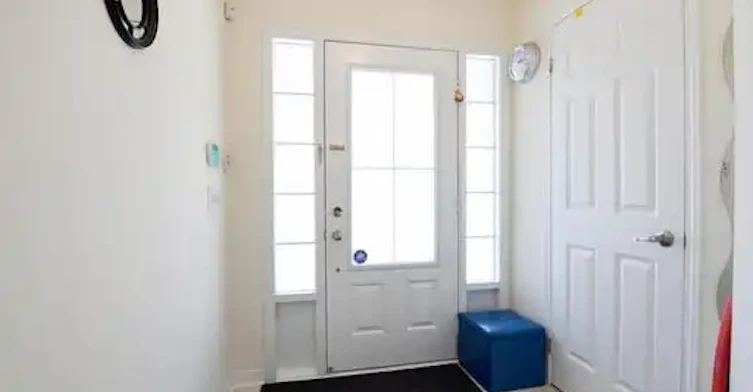 7 James Govan Drive, Whitby, ON - 2