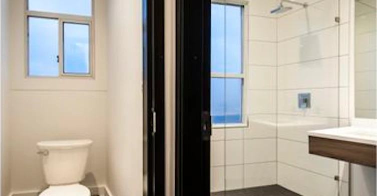 1895 Powell Street, Vancouver, BC, V5L 3C6 - 6