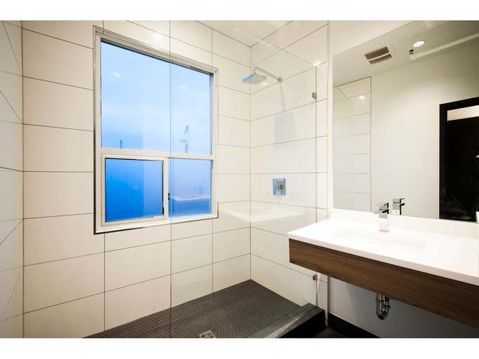 1895 Powell Street, Vancouver, BC, V5L 3C6 - 5