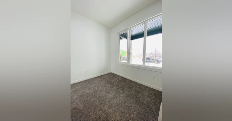 22807 84 Avenue Northwest, Edmonton, AB, T5T 4B4 - 4