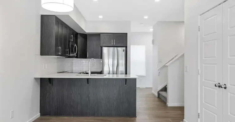 766 Orchards Boulevard Southwest, Edmonton, AB, T6X 2Y7 - 9
