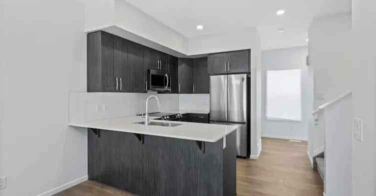 766 Orchards Boulevard Southwest, Edmonton, AB, T6X 2Y7