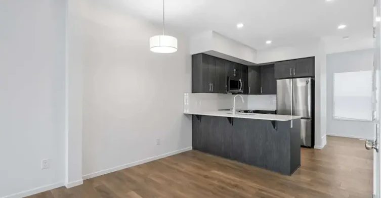 766 Orchards Boulevard Southwest, Edmonton, AB, T6X 2Y7 - 8