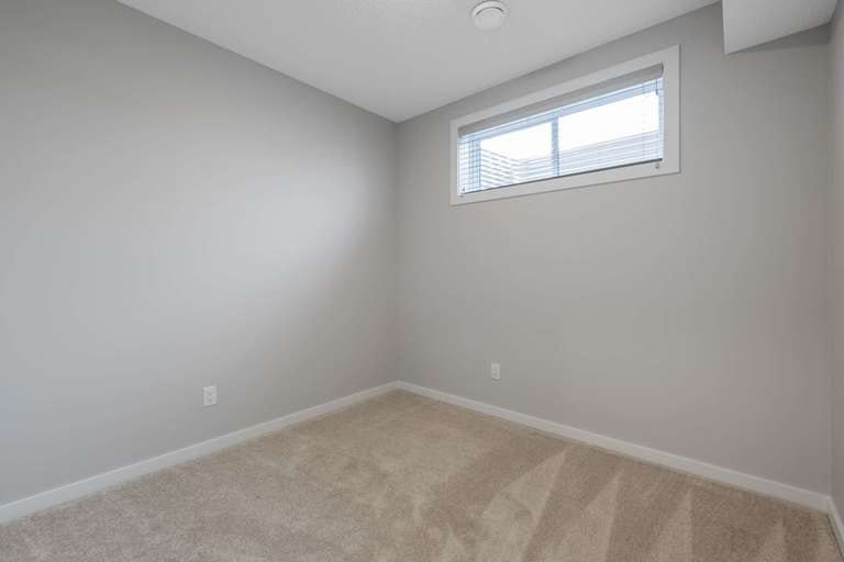 6359 Greenaway Avenue, Edmonton, AB, T5E 6T8 - 10