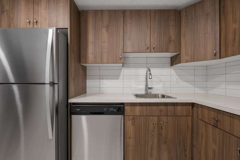6359 Greenaway Avenue, Edmonton, AB, T5E 6T8 - 9