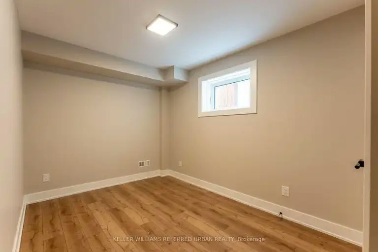 352 Jones Avenue, Toronto, ON, M4J 3G3 - 6