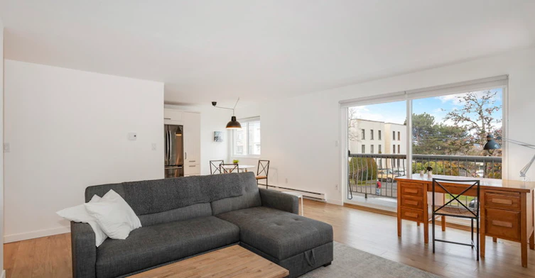 642 East 7th Avenue, Vancouver, BC, V5T 1P1