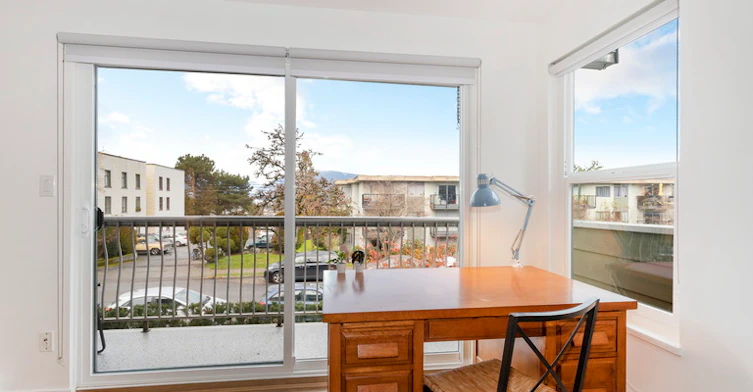 642 East 7th Avenue, Vancouver, BC, V5T 1P1 - 4