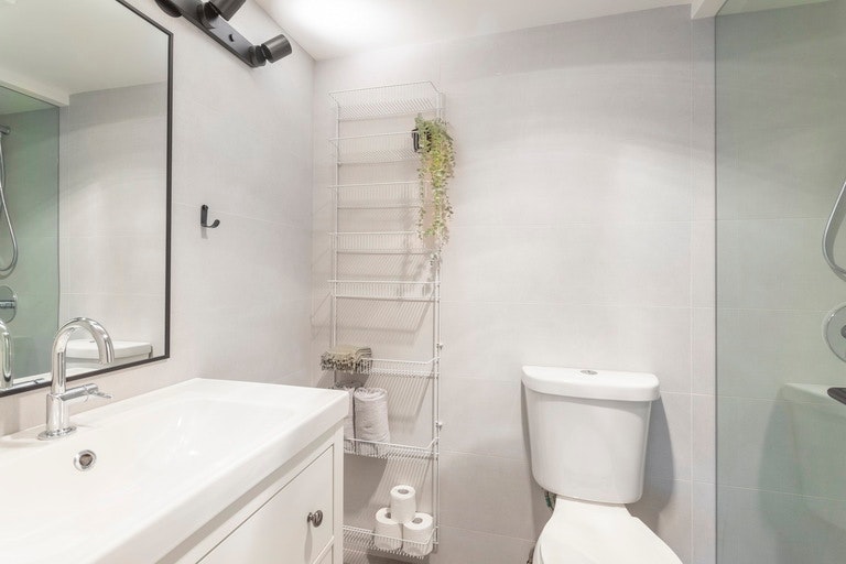 642 East 7th Avenue, Vancouver, BC, V5T 1P1 - 17