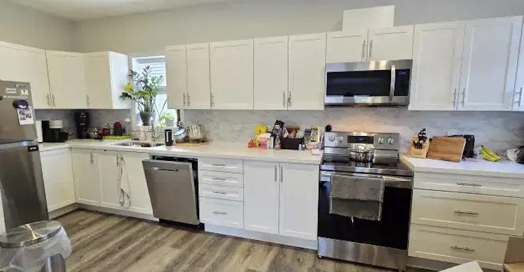 750 Fairbairn Street, Peterborough, ON, K9H 6B7 - 5