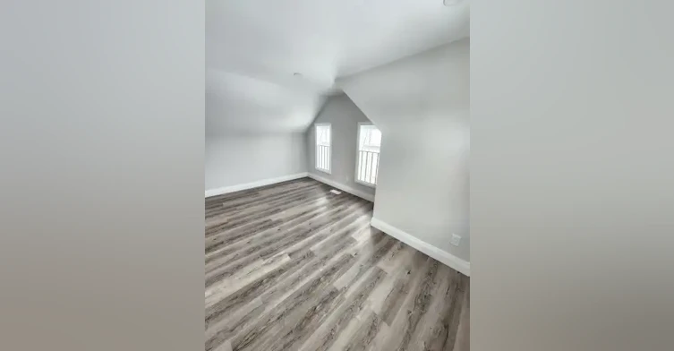 750 Fairbairn Street, Peterborough, ON, K9H 6B7 - 3